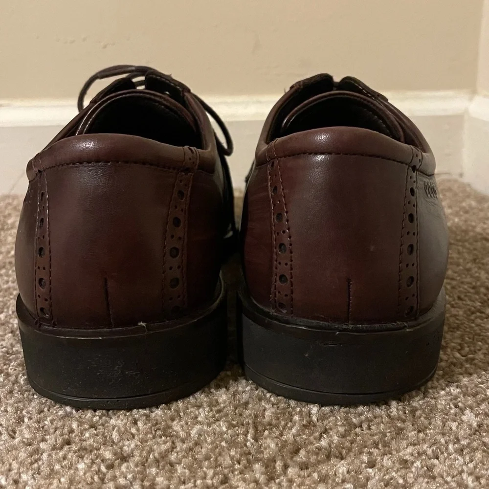 Ecco virtus lll cap toe brown Oxford 45 extra wide